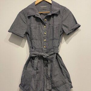 urban outfitters romper size small